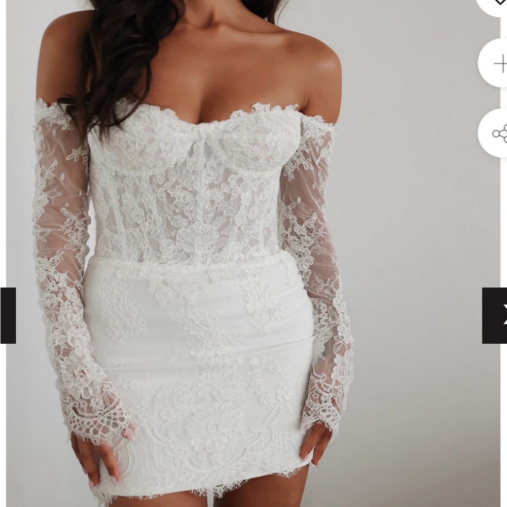 untamed petals madeline dress, never worn with tags, size 4 - Picture 2 of 3